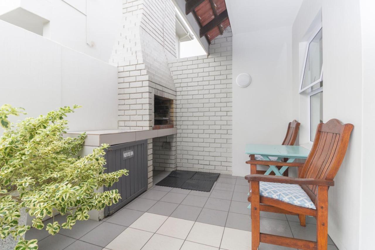South Point Guest Lodge Agulhas Luaran gambar